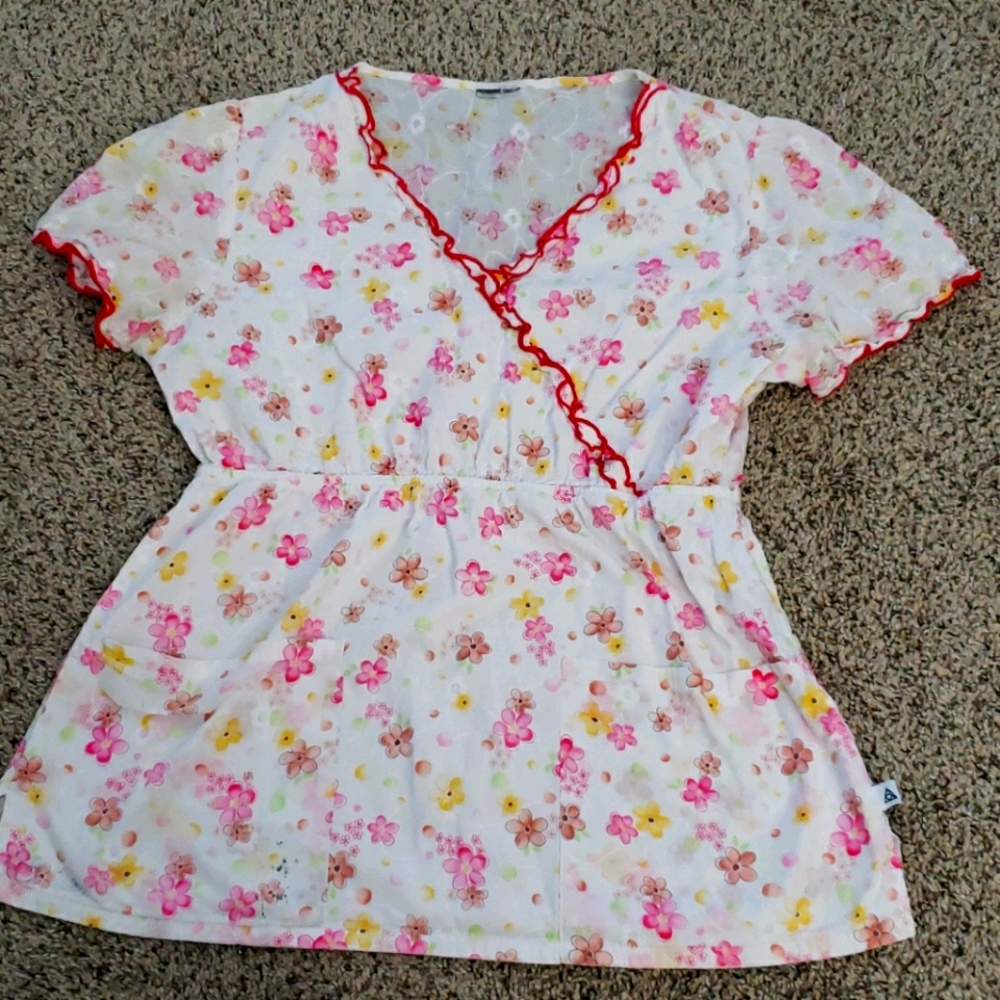 Women's scrub top